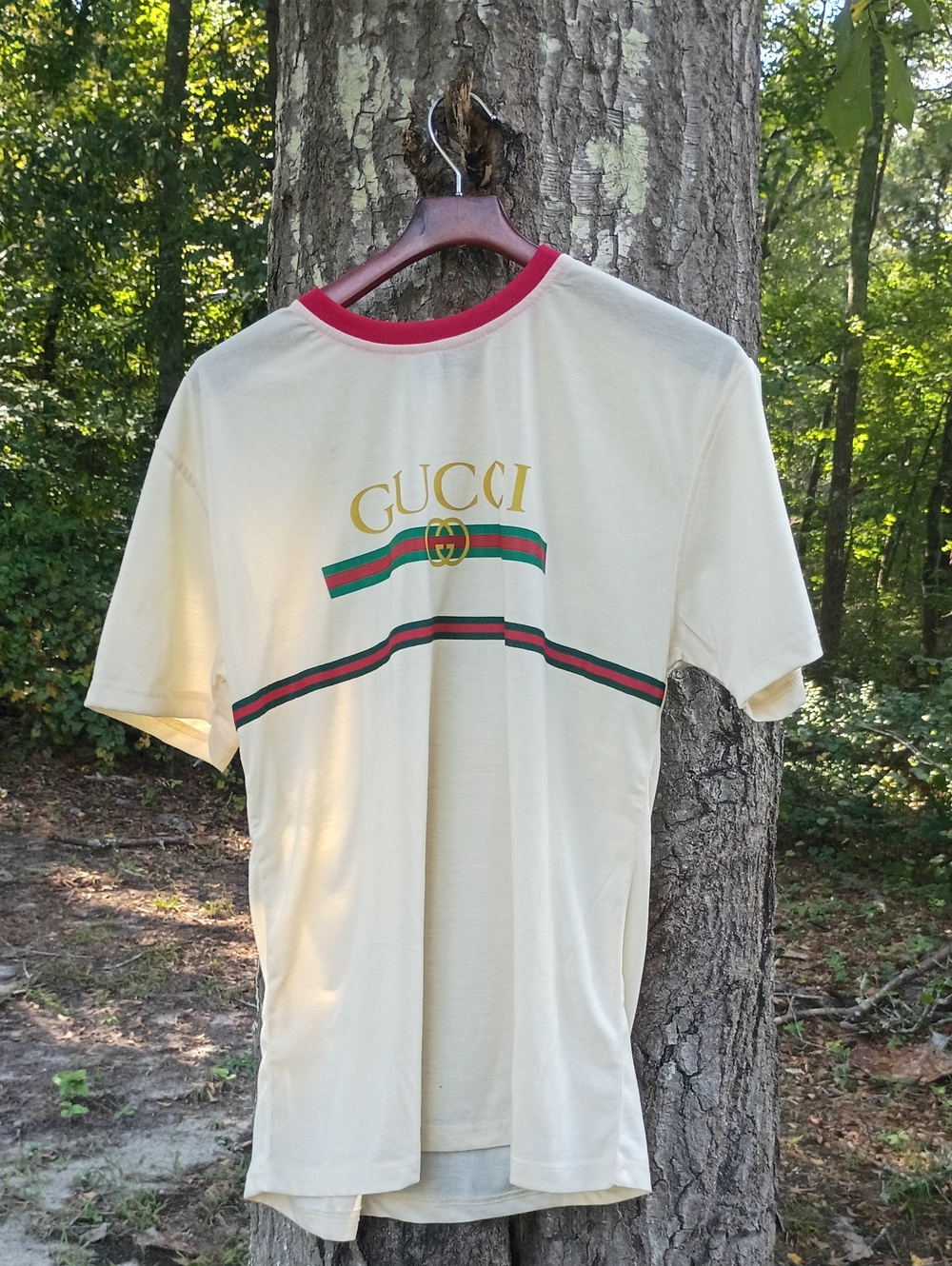 Cream Short-Sleeve Logo Tee with Red-Green Stripel